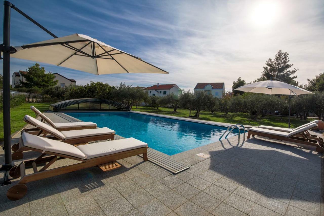Villa Dream Srima Exterior photo