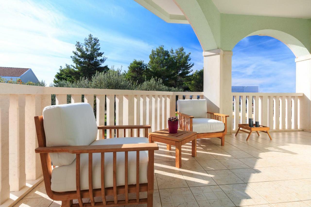 Villa Dream Srima Exterior photo